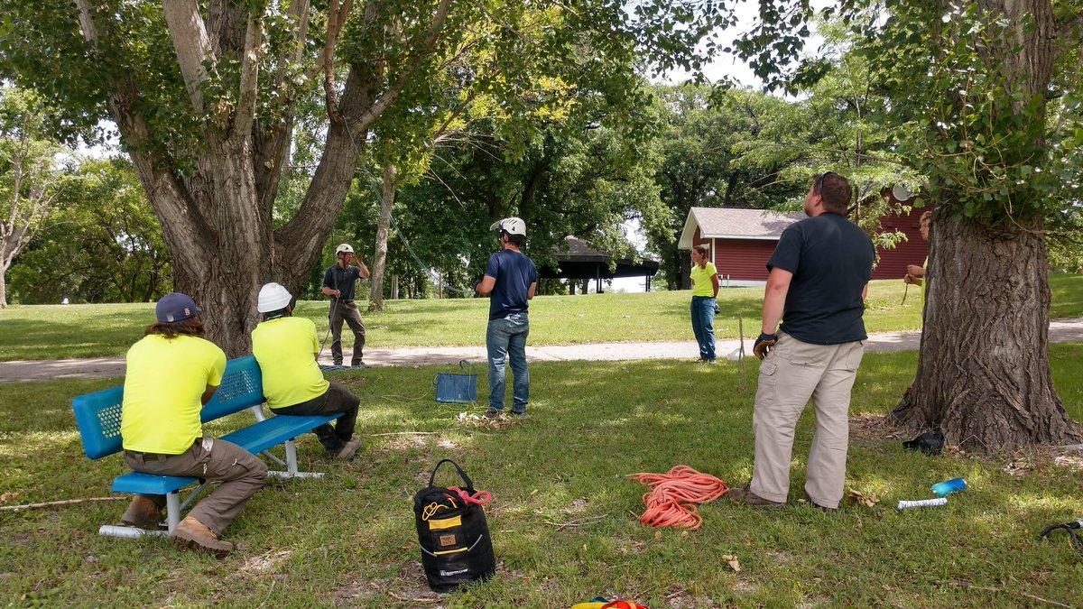 FargoParkAlec's tweet image. Annual Tree Work and Aerial Rescue Training today. Teaching this year&apos;s crop of seasonal employees how we get the job done! #FargpParks #treelife #rigging #SafetyFirst