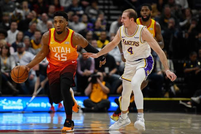 Hustle stats:Deflections/36KCP:2.2Green:3.8Caruso: 4.1AB: 2.4Loose balls recovered/ 36KCP: 1.1Green: 1.1Caruso: 1.3AB: 1.1Phew, the impact Caruso has is crazy!!! #nba  #NBATwitter  