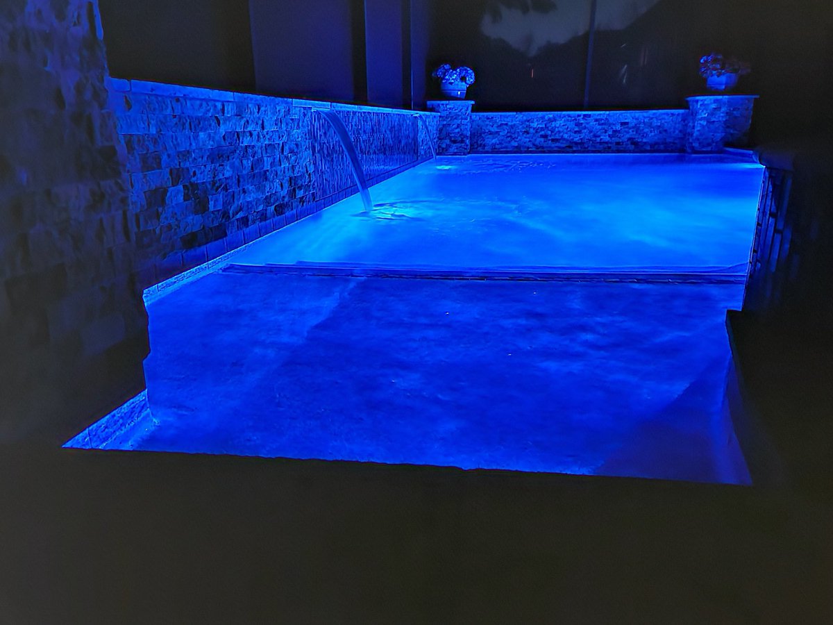 Nothing better than a beautifully lit pool at night! Perfect for night swimming! #wanoopools #poollife #pools