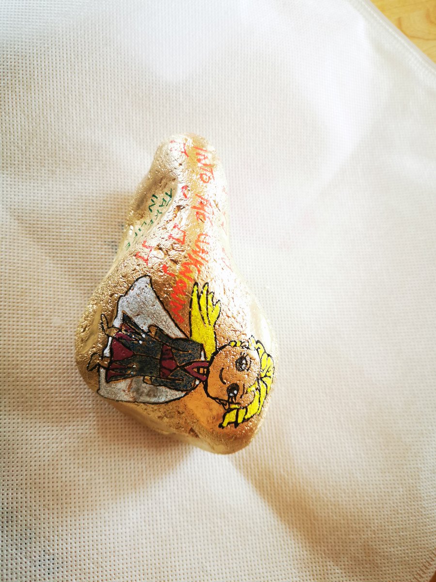 o_tweeters's tweet photo. Blackburn Have been getting crafty! We collected stones to decorate with patterns and quotes ⭐️🌈 One of our staff enjoyed this so much she has taken this up as a hobby at home!

We have some exciting ideas ahead with our stones 🌟 watch this space! #OTweeters #craftythursdays https://t.co/zrwfn4YoDs