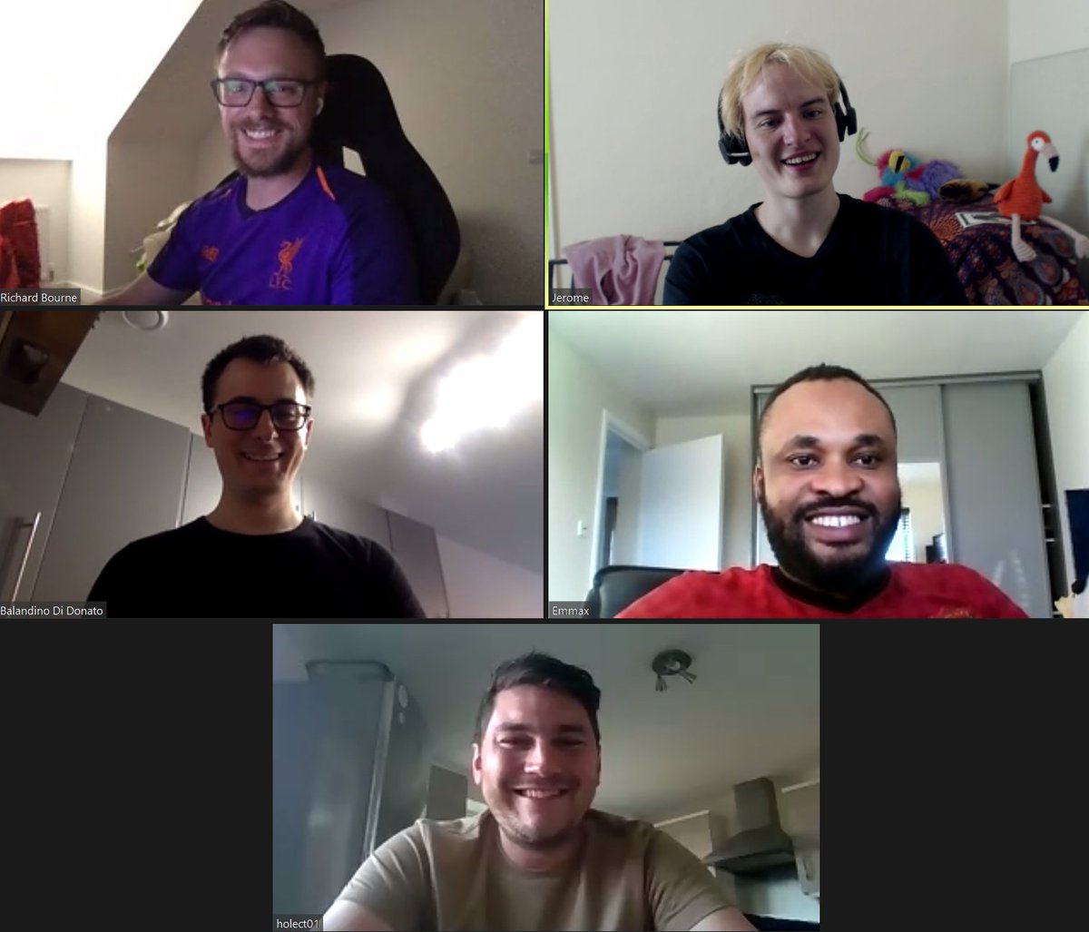 leicesterjs's tweet image. Massive shoutout to everyone that attended the LeicesterJS social meetup today! 
Great to chat to new and old faces - and see some of your projects.

Hope to see everyone on slack &amp;amp; future events!
leicesterjs.org/slack
👏🦊👏🦊👏