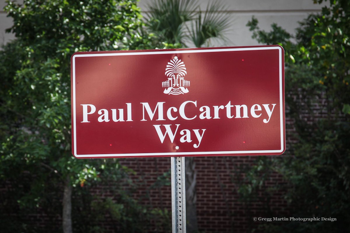 CLAmktg's tweet photo. #TBT 5 years ago today Sir @PaulMcCartney visited @columbiasc for the #OutThereTour! 🎸🇬🇧 https://t.co/anexBtXMsu