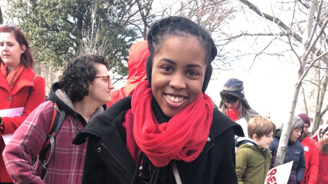 NextUpRVA's tweet image. “The new portal is great! I love interacting with the students!&quot;

Meet Ashley Bland. She teaches technology classes on #NextUpRVA&apos;s Online Enrichment Portal. Students LOVE her classes and we are proud to work with her. Last year she was named &quot;Teacher of the Year&quot; at @RVAETMS.