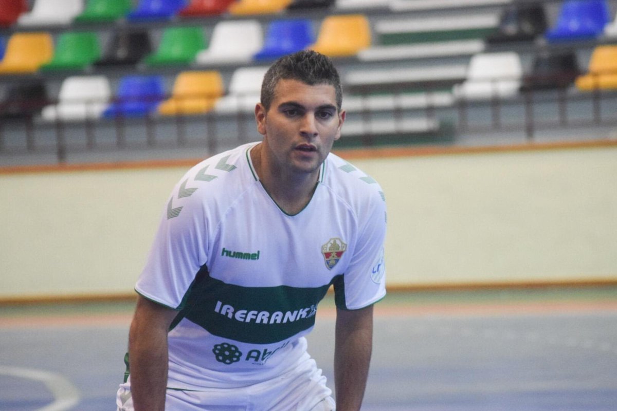 3️⃣ TEO    
➡️ 31 años 
📅 1 temporada #ElcheCFSala 
📍Pívot     
📊20 partidos. 7 goles. 

<a href="/morrateo/">teofilo alvaro</a> ¡estás convocado!

#HemosVuelto