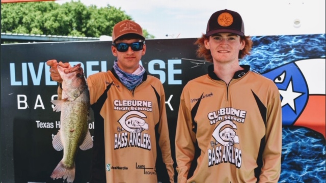 CleburneISD's tweet photo. We are SO excited to have two Yellow Jackets qualify for the Texas High School Bass Association State Tournament set for July 25-26 on Lake Belton. Congratulations to Grant King and Gavin Roberts--and a major shout-out to their Boat Captain Robert King! https://t.co/RwuiFw3qEv