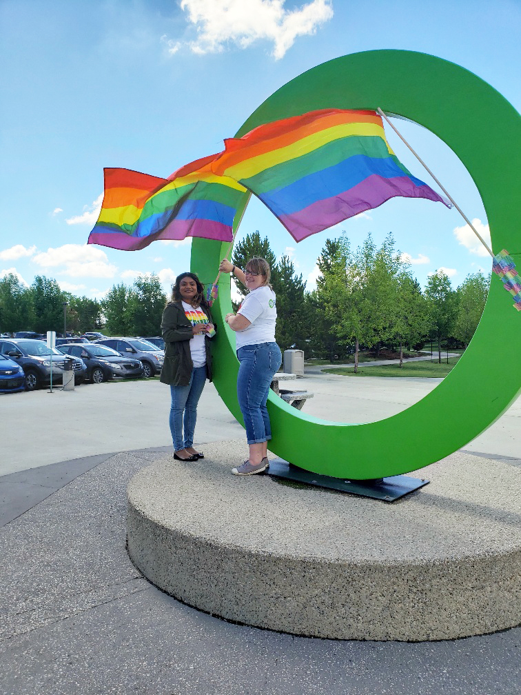 ServusCU's tweet photo. Happy Pride Month! We're proud to continue our support for @CampfYreflyYEG with a donation to their summer camp and leadership retreat, with locations in Edmonton and Calgary, designed for LGBTQ2S+ youth. 🌈 💚 https://t.co/jLCBRKmgNd