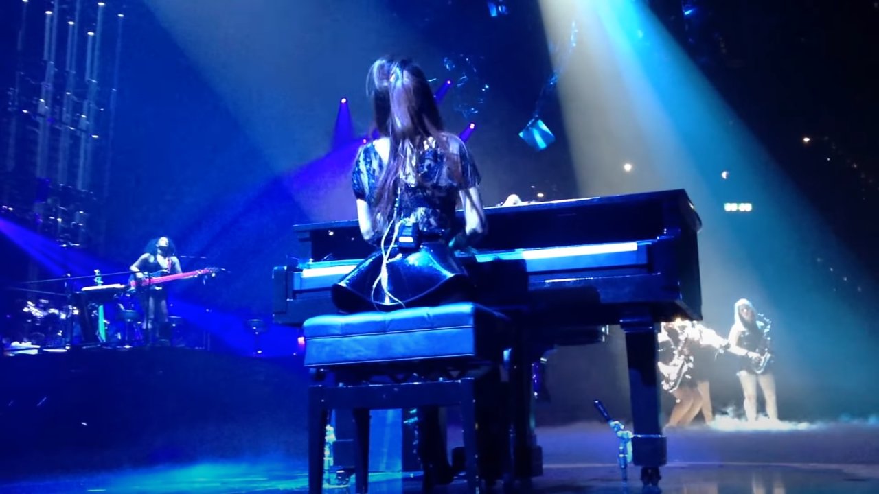 Japanconsulateboston Eiko Eriko Are A Piano Duo Who Ve Graduated On From Berklee And Now Perform In Tokyo We Believe This Composition Glitter Was Created During Their Time In Boston