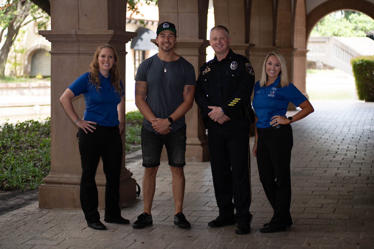 The media affairs team ran into @JSi5 while taking pictures today. Please welcome our newest honorary member of the media team!  <a href="/KiddNation/">KiddNation</a>