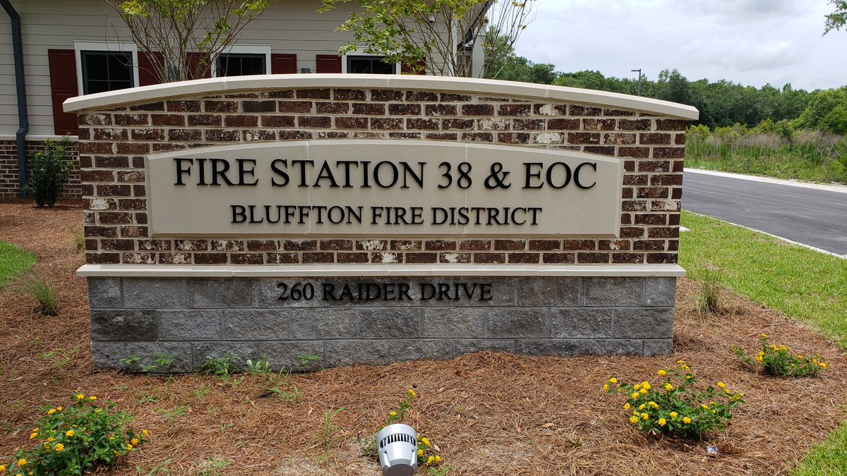 BlufftonFire's tweet photo. Final details are being finished on Station 38 and the Emergency Operations Center. (EOC) This station will house an ALS Engine Company and the newly created Battalion 38. Also, the EOC will be the command center for the fire district during hurricanes operations.#blufftontwpfire https://t.co/WR2HrQEaCx