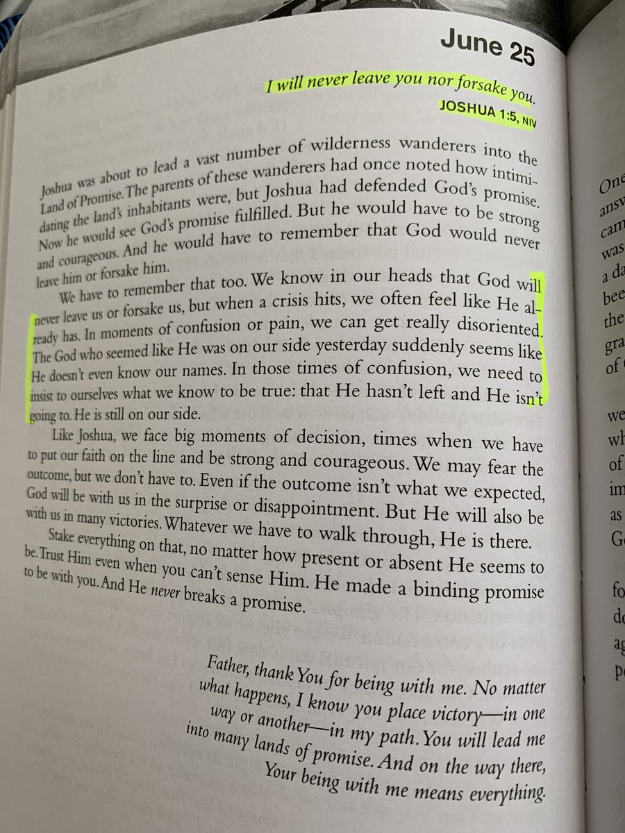 coffee_words's tweet photo. This devotional is so important in these hard confusing times 🤍 https://t.co/5c7HsAZCq7