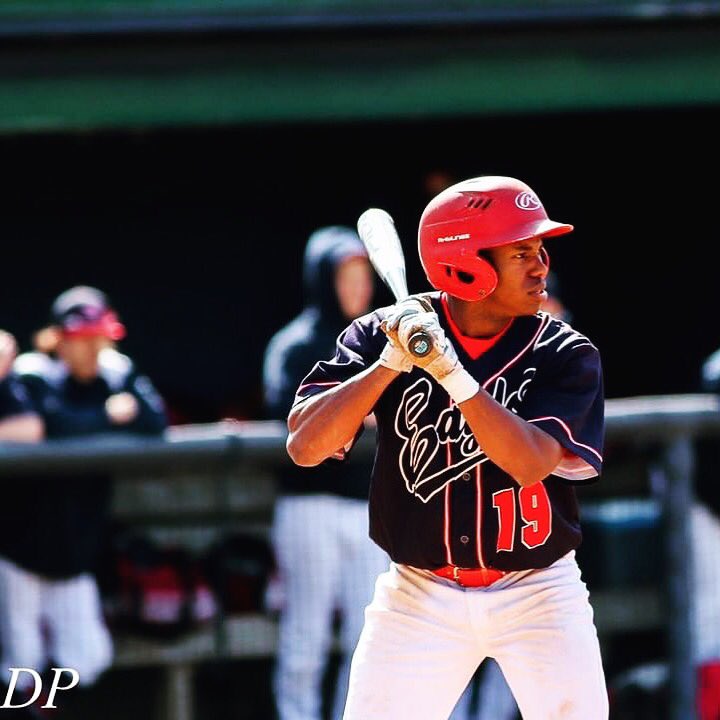 Cam_Berry_'s tweet photo. By the grace of God im blessed to have the opportunity to continue my academic and baseball career at Ecclesia College. Thank you to all my coaches, teammates, and family for pushing me to be the player and person I am today. #GoRoyals #jucobandit @DSCCBaseball @EC_Baseball_ https://t.co/T4h6YDNOlI