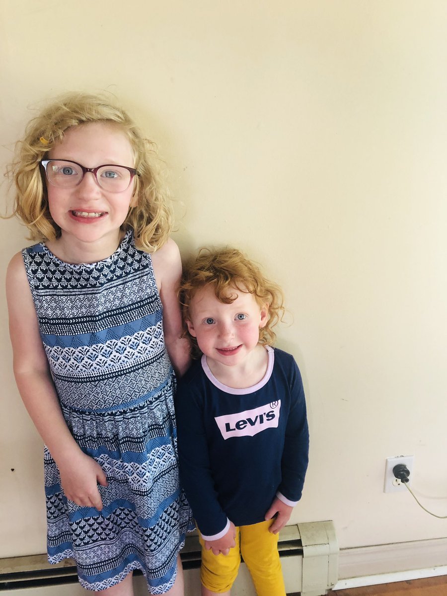 SarahandersonA's tweet photo. Last day of school !

Can’t believe April will be grade 2 and Claire JK !! Goes too fast .@OxbowPS https://t.co/uCfpcPrGYe