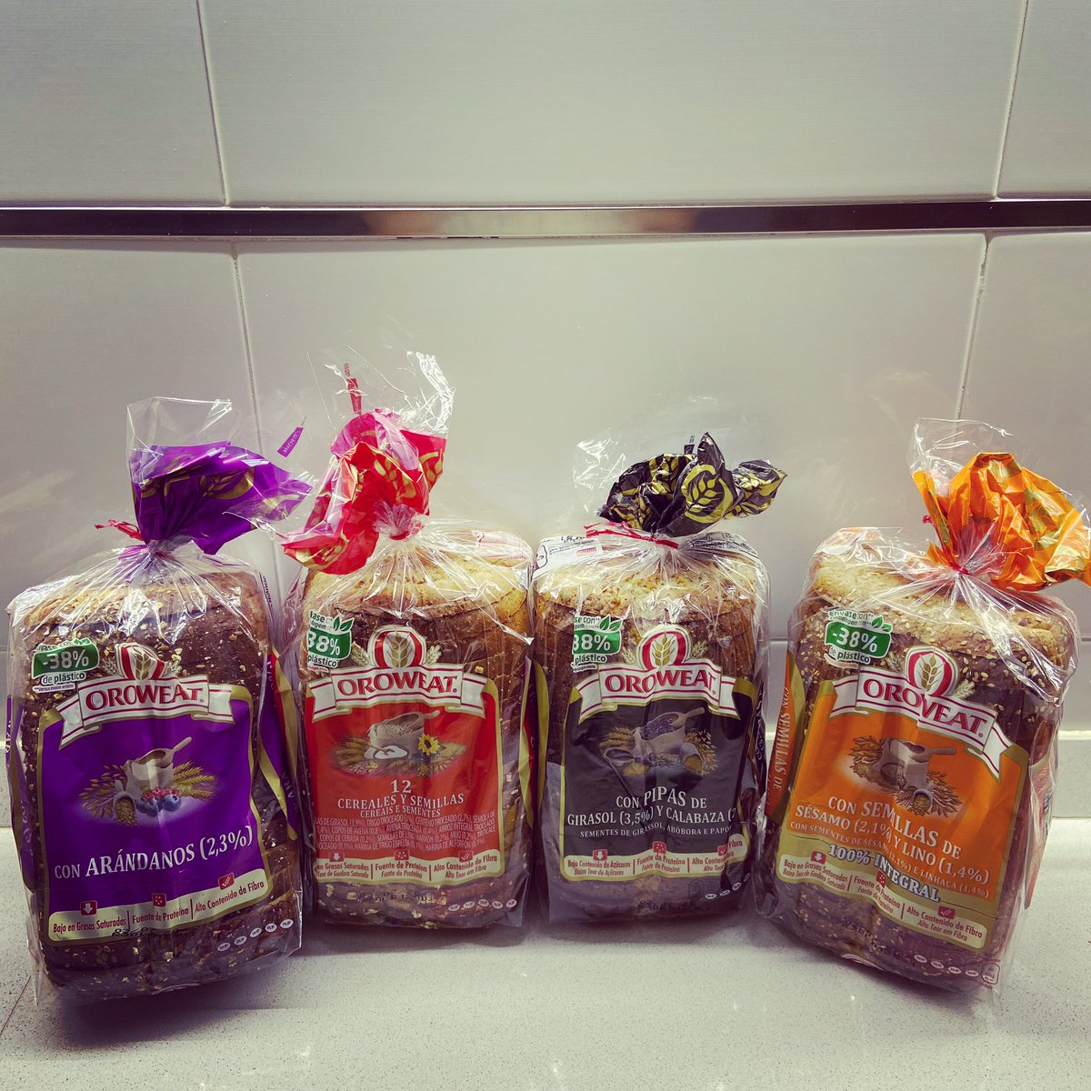 Meisynn's tweet photo. Gracias #oroweat #especialistasencerealesysemillas https://t.co/8hGobeHM7J