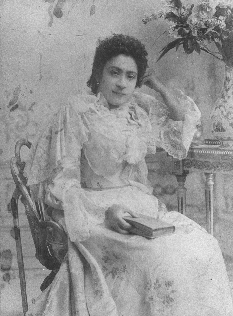 Eloísa Diaz
Primera Mujer en Medicina
LicenciaHADA
Te recordamos y eres inspiración de muchas más!