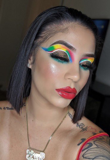 thecrayoncase's tweet photo. 💡Need Inspiration? Get into this gorgeous, color packed look done by @Glam_by_krystle ❤️💐
This look was achieved using #TheMatteBook &amp; #BoxOfCrayons 🎨 https://t.co/u42bjID0i9