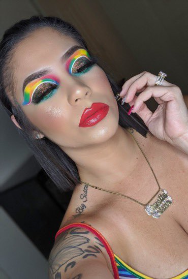 thecrayoncase's tweet photo. 💡Need Inspiration? Get into this gorgeous, color packed look done by @Glam_by_krystle ❤️💐
This look was achieved using #TheMatteBook &amp; #BoxOfCrayons 🎨 https://t.co/u42bjID0i9