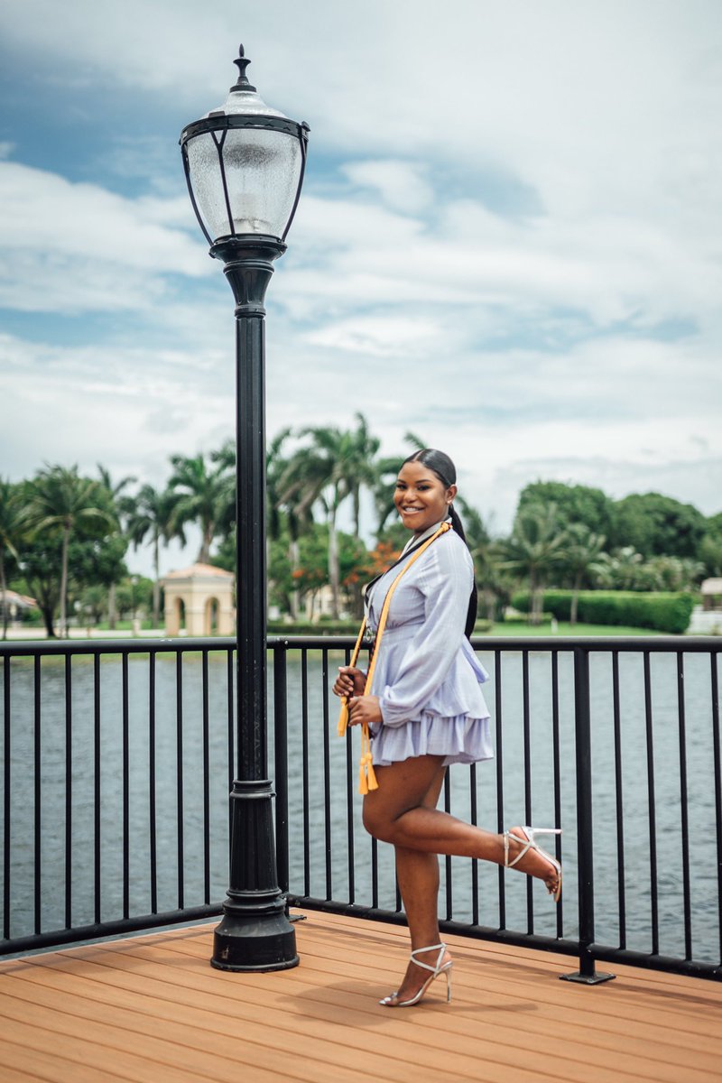 rubyex_'s tweet image. And just like that, I’m moving onto bigger and better things 🐍💚🧡#famu24