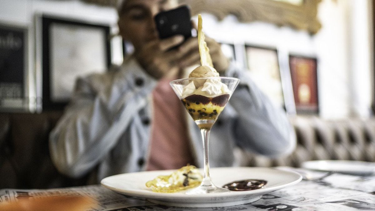 RyantClark81's tweet photo. Burlington, Vermont is home to delicious cheeses and other food options. #travel #vacation  https://t.co/PiaWUuYyP0 https://t.co/9tFQ1j3m2A