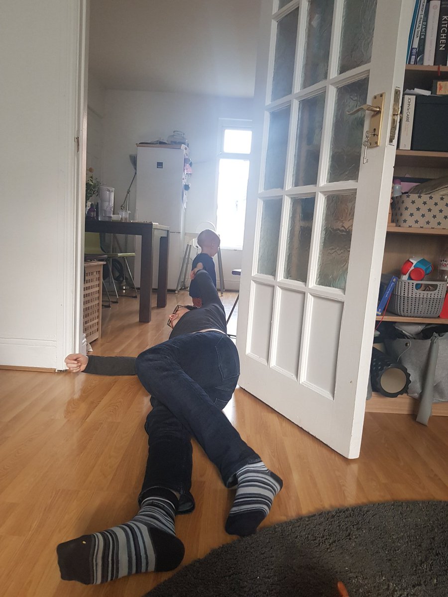 To devote my attention to work & our patients there. So I'll finish this thread by thanking  @droon_ for being a wonderful dad & husband & partner.... And raise a glass to the reopening of crèche! 7/7