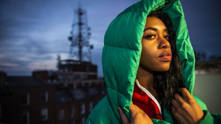 rte's tweet photo. Limerick-based rapper &amp; spoken word artist @DeniseChaila, along with fellow rapper/collaborator @GodKnowsRF and Sean Murray, aka DJ Replay, give a powerful performance of traditional music in the National Gallery of Ireland.

Other Voices: Courage | Tonight 11:30 PM @RTE2 https://t.co/wMcEv0e6uv