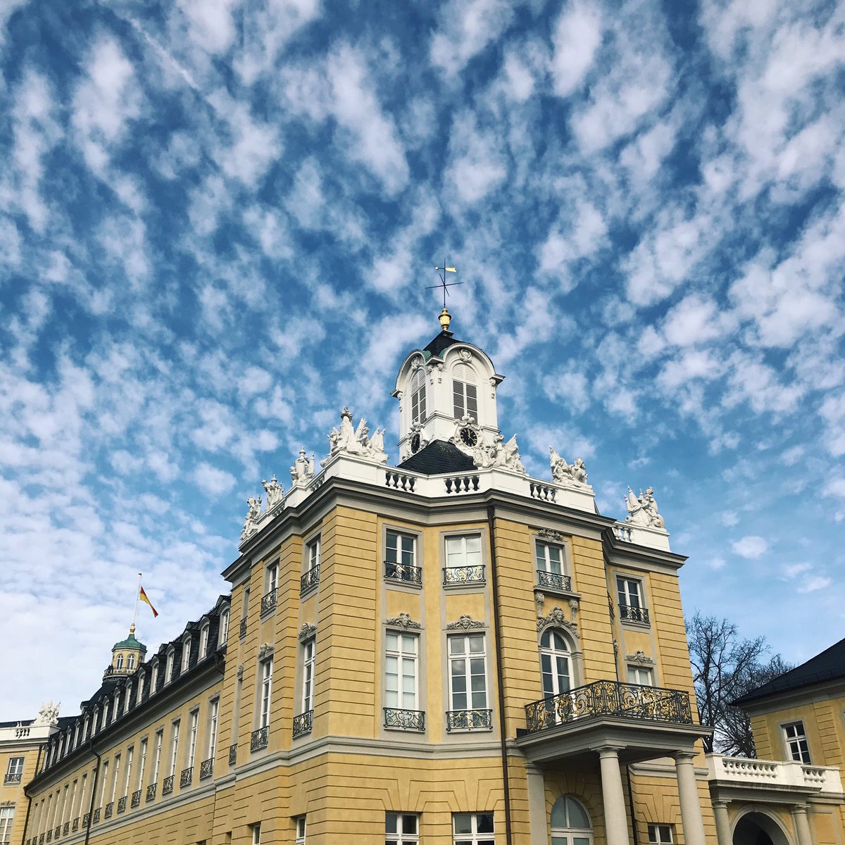 AbbieLud's tweet photo. Missing Germany a lil bit https://t.co/K4CNH4MDOs