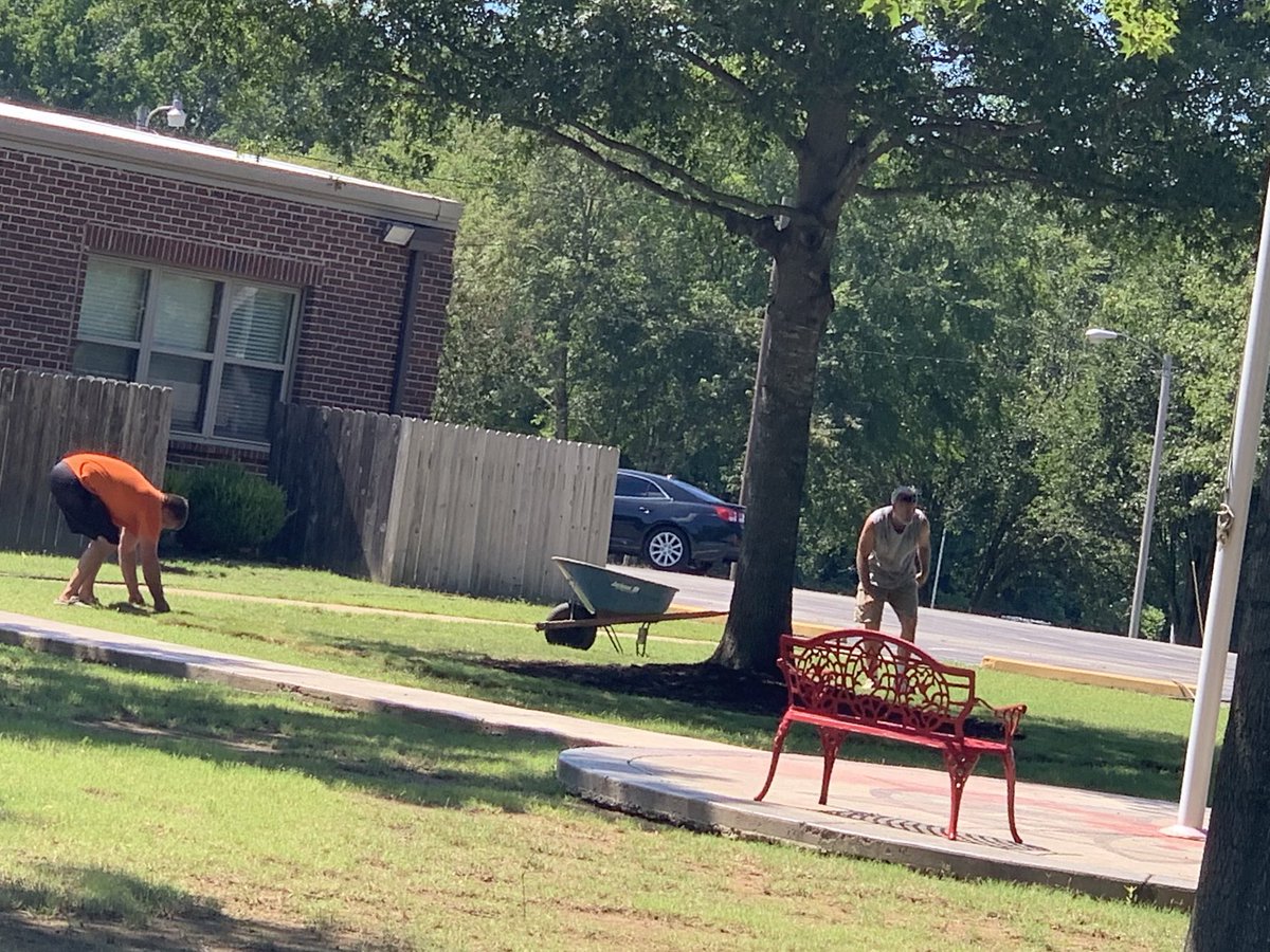 JanaBlanchard13's tweet photo. There’s just something about a hard working man! Big shout out to the hubs for always pouring his heart & soul into everything he does. Laying sod sure isn’t for the faint of heart. Special thanks to Rossville Vice-Mayor, Bobby Williams, for helping Chip enhance #RTown/#RSchool. https://t.co/Ihdglk2j17