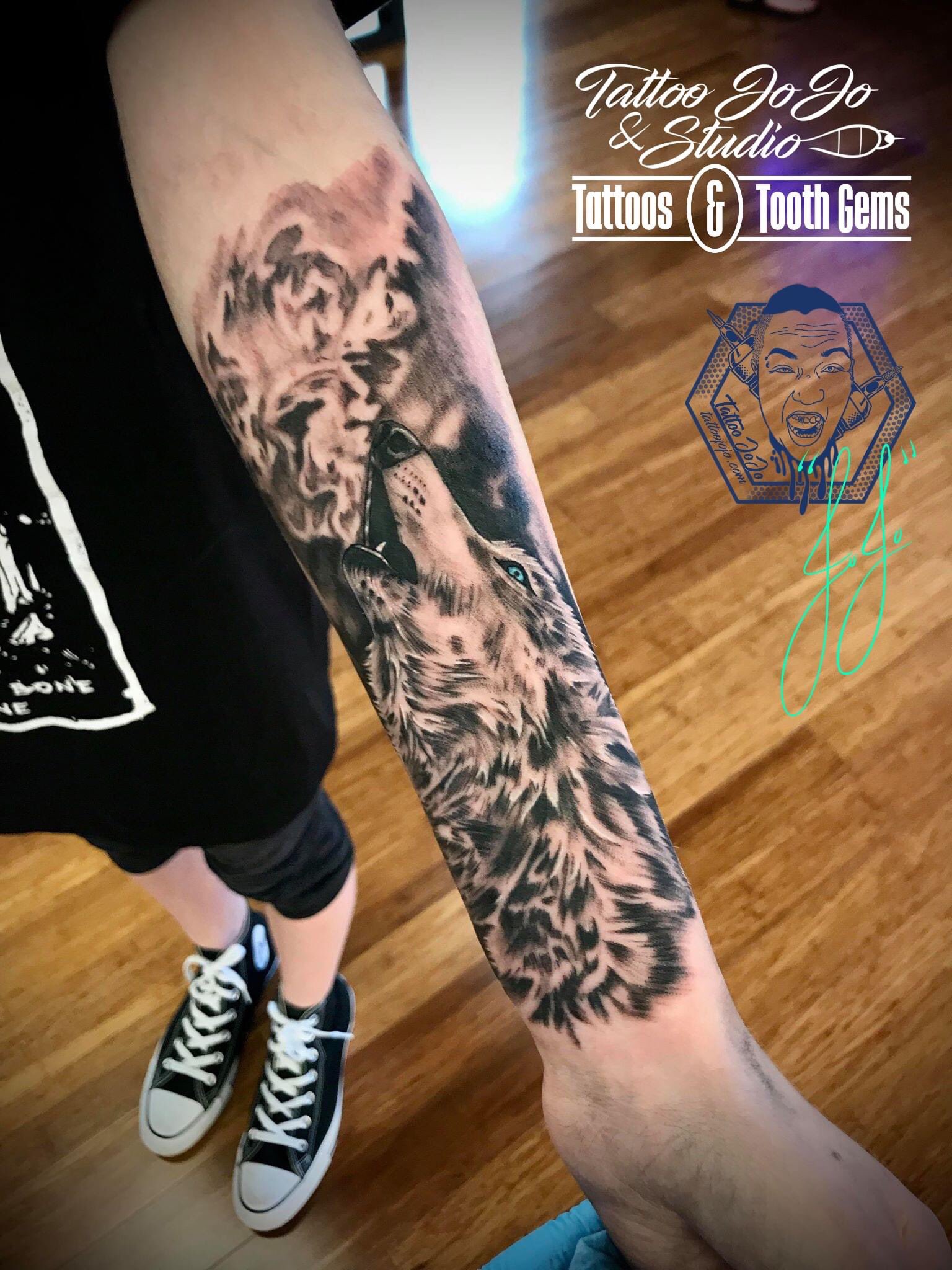 Tattoo Jojo Studio On Twitter A Howling Wolf With Some Smoke This One Was A Fun One Thanks For Looking Https T Co Ag8zk7zmoy Tattoojojo Tattoojojoandstudio Wolf Wolftattoo Blackandgrey Animaltattoo Wildlife Halfsleeve Tattooartist