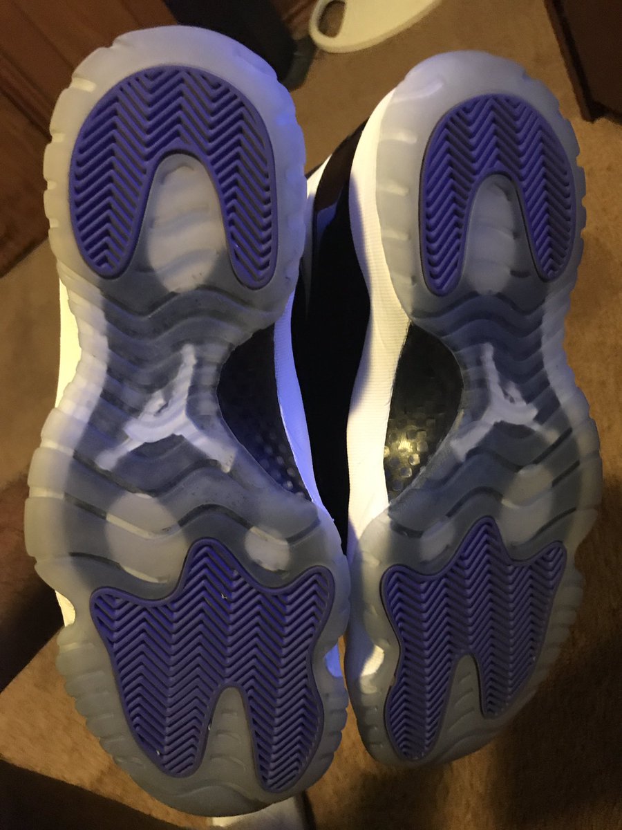 tweetB4text's tweet photo. Who want em? https://t.co/0iOvUfSMdS