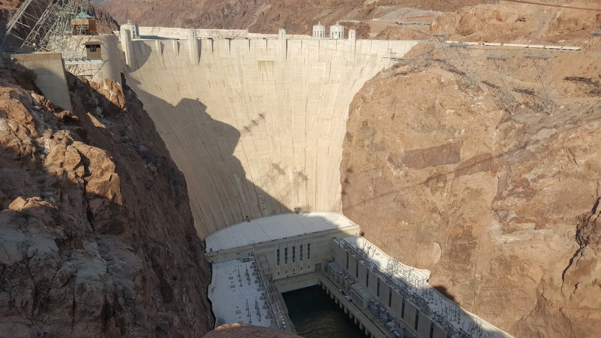 (And if you *really* want to see the river... Well, you can't go wrong with a visit to Hoover Dam and  @lakemeadnps, or to Horseshoe Bend at Glen Canyon NRA. You won't regret it.) - BM 10/10
