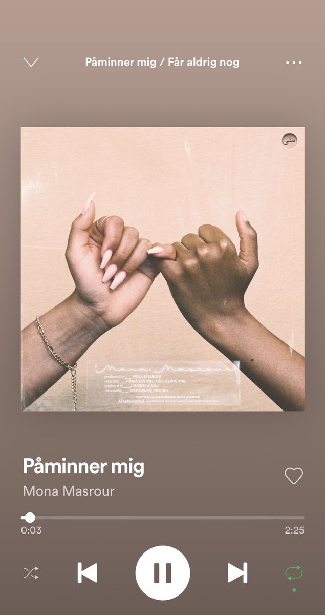 monamasrour's tweet photo. Min dubbelsingel äntligen ute nuuuu iiiiihhhh bitch😭😭 https://t.co/sbEq5Ftjpi