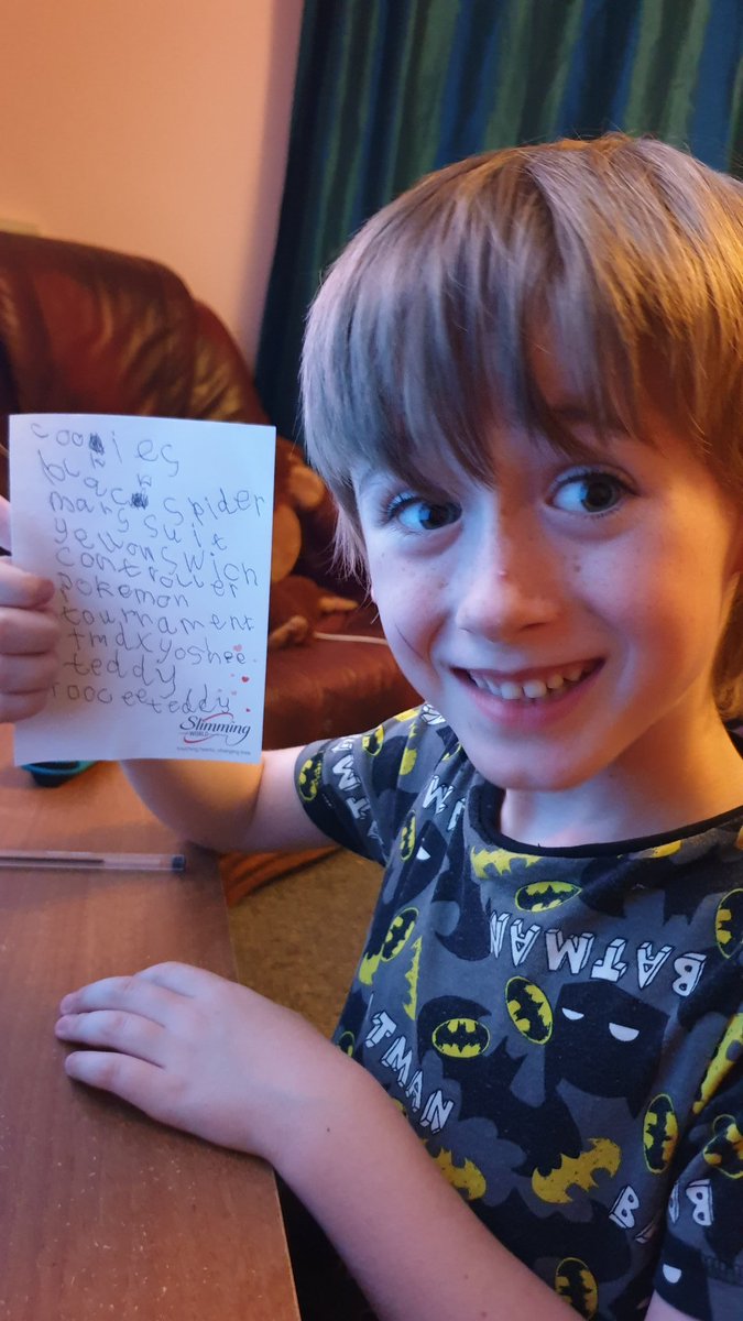 Leanne1990's tweet photo. So Noah decided to write tonight his christmas list!! He got too excited and wanted to show his teacher 😁 there u go mrs cullerne :) @MalvernValeElm https://t.co/OS3AmGprPZ