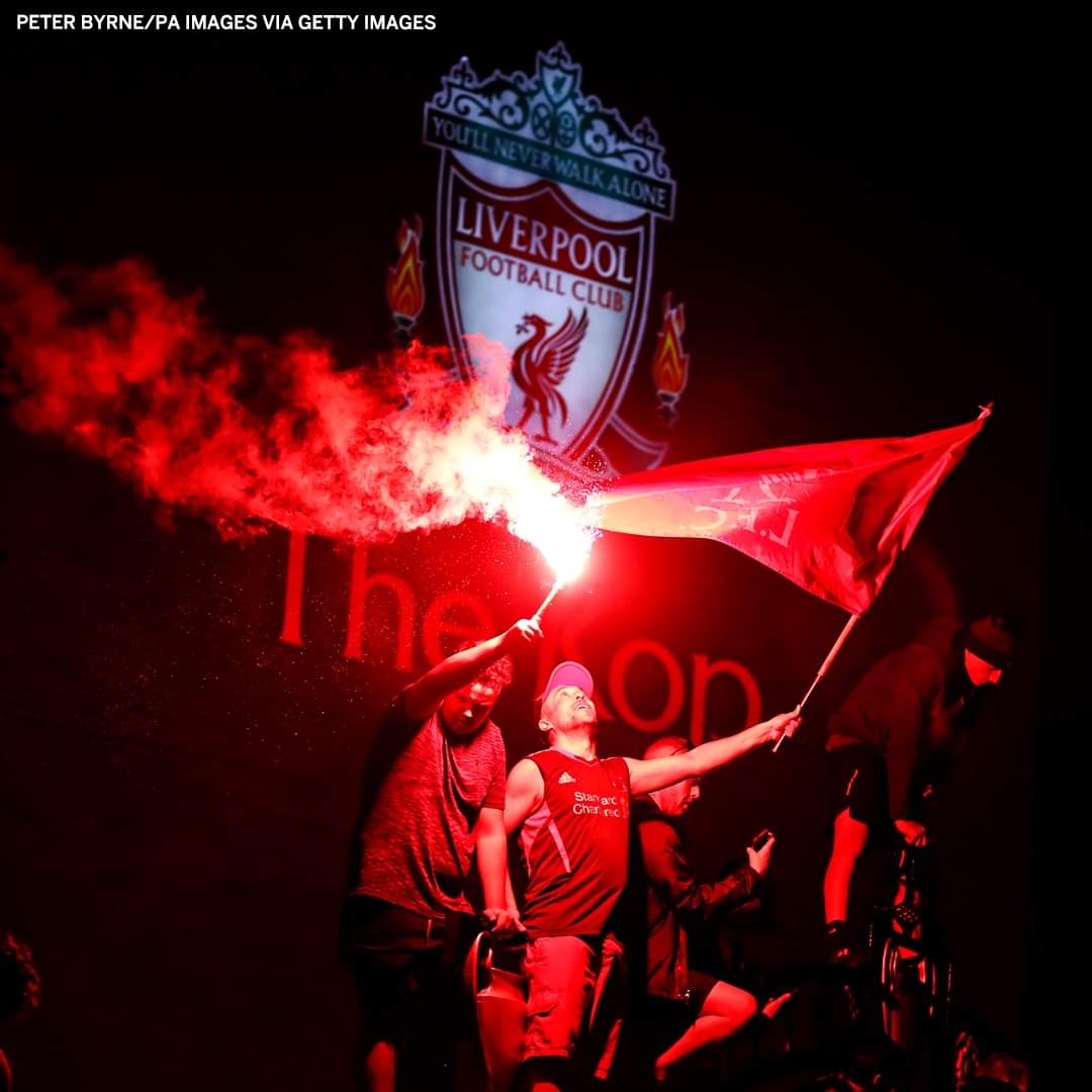thirnity's tweet photo. ENGLAND IS RED 🔴🔴🔴🔴🏆
#YNWA #LFC #LiverpoolFC #EPLTITLE #EPLCHAMPIONS @LFC #Powerful 
 
Champions of Europe ✅
Super Cup Champions  ✅
World Champions ✅
Premier League Champions ✅
Proud of you boys. ❤️ https://t.co/MpbcfZ6ThN