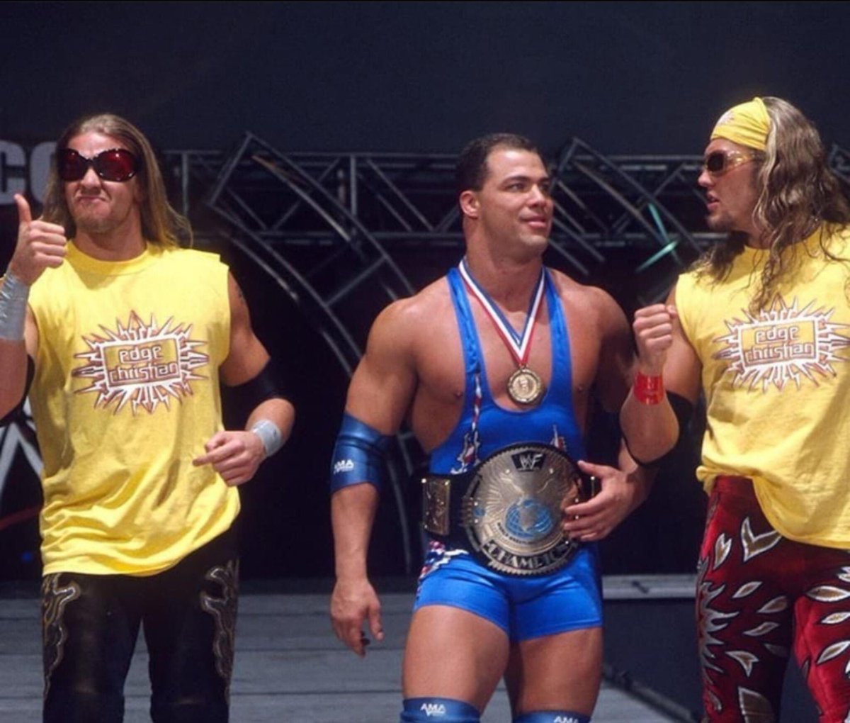 ThomasLC94's tweet photo. #TeamECK @EdgeRatedR @Christian4Peeps @RealKurtAngle https://t.co/jNlpgai43Q