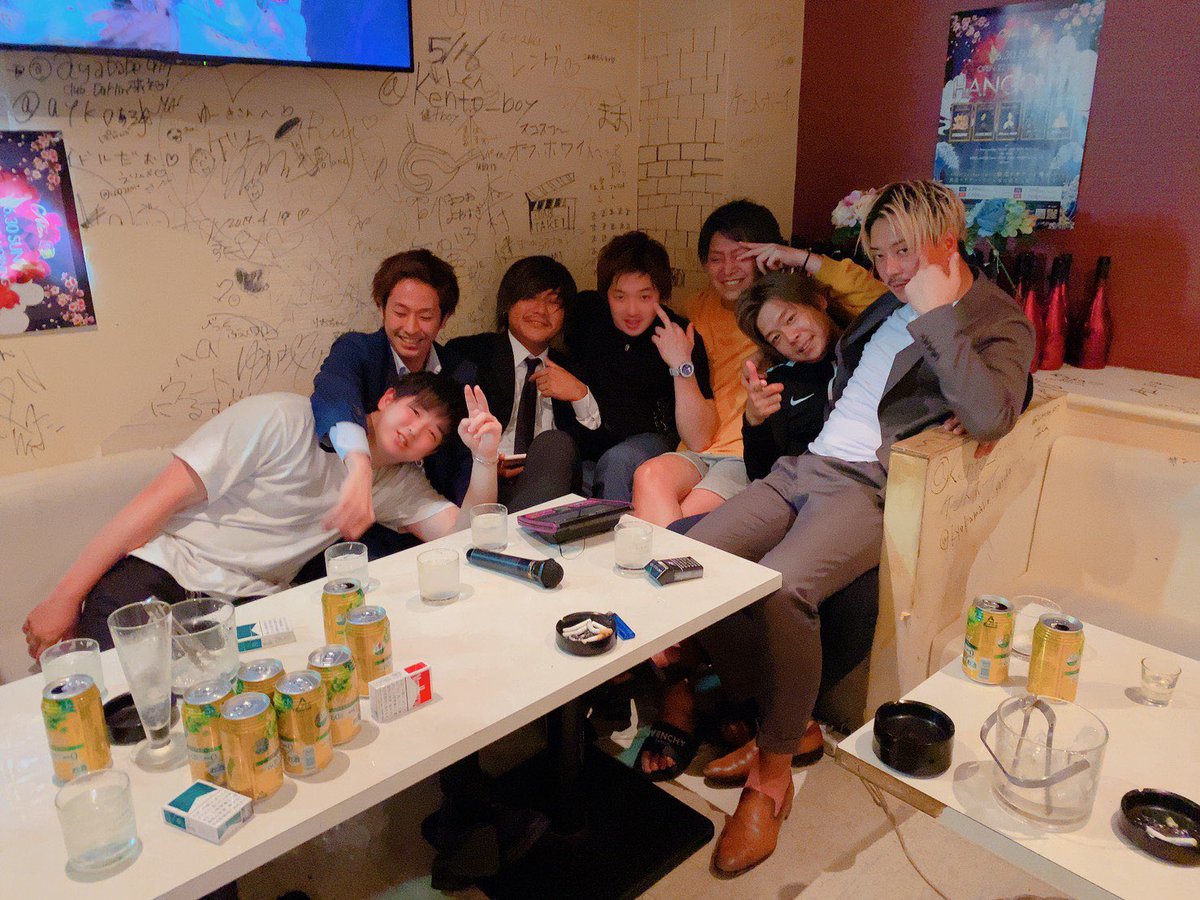 _7000w tweet picture