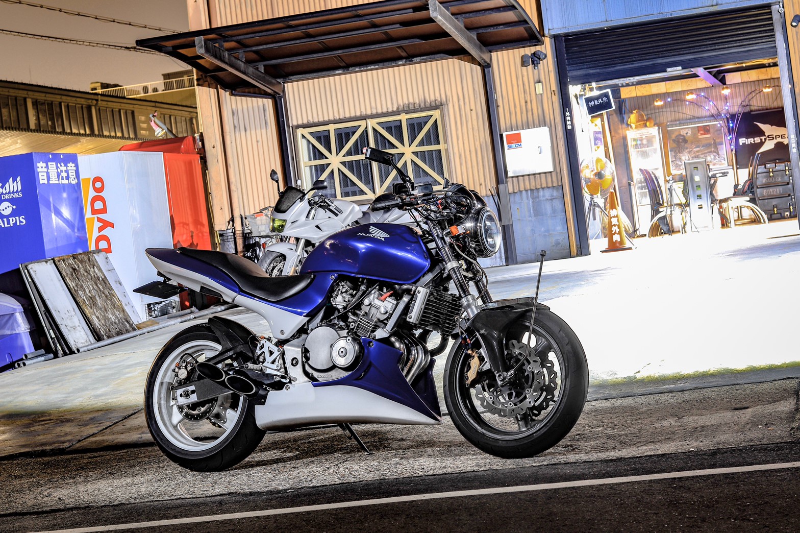 最安値 ホンダ ホーネート250 三段シート シート - www.icarenzano.edu.it