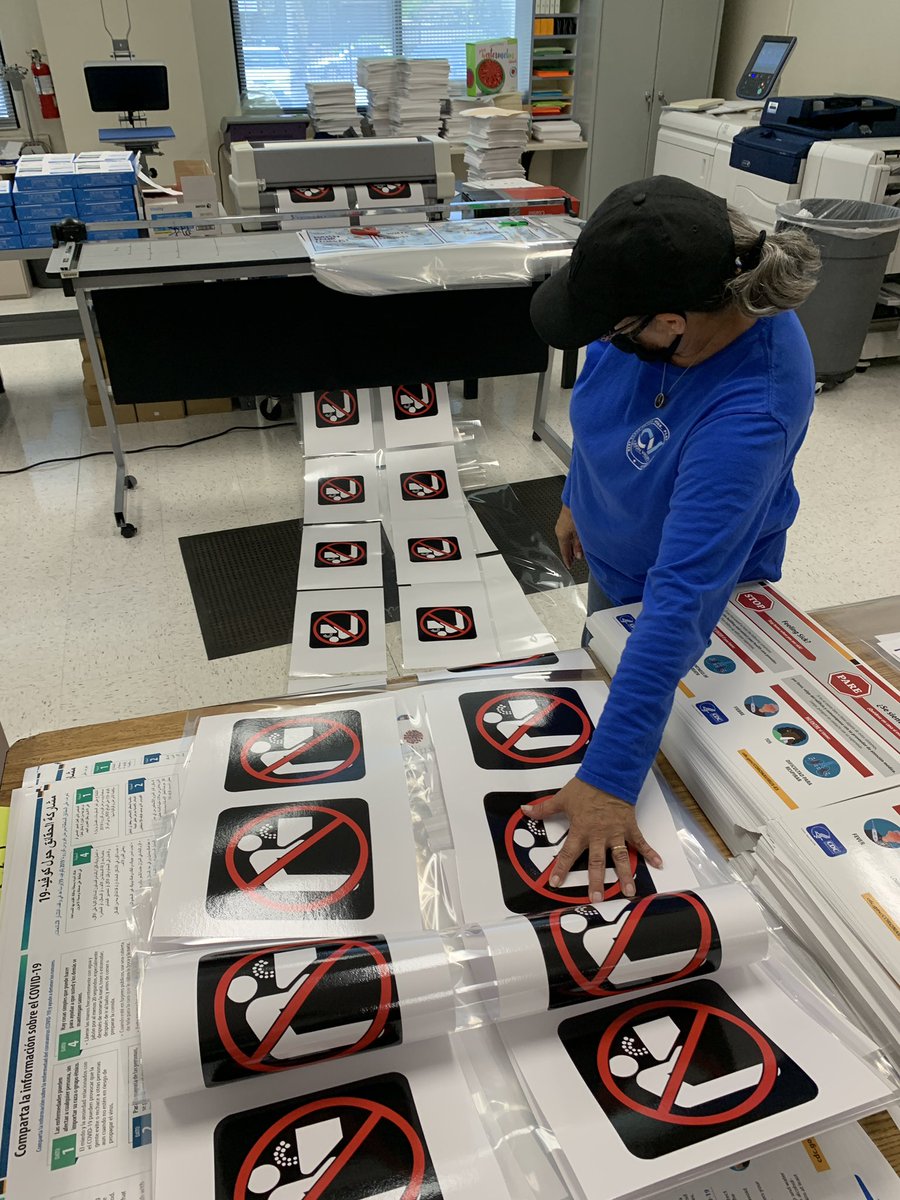 EdHidalgoSD's tweet image. #SafetyProtocol  @cvusdprintshop preparing for return to campus’ for summer of student engagement @CajonValleyUSD #youbelongcv