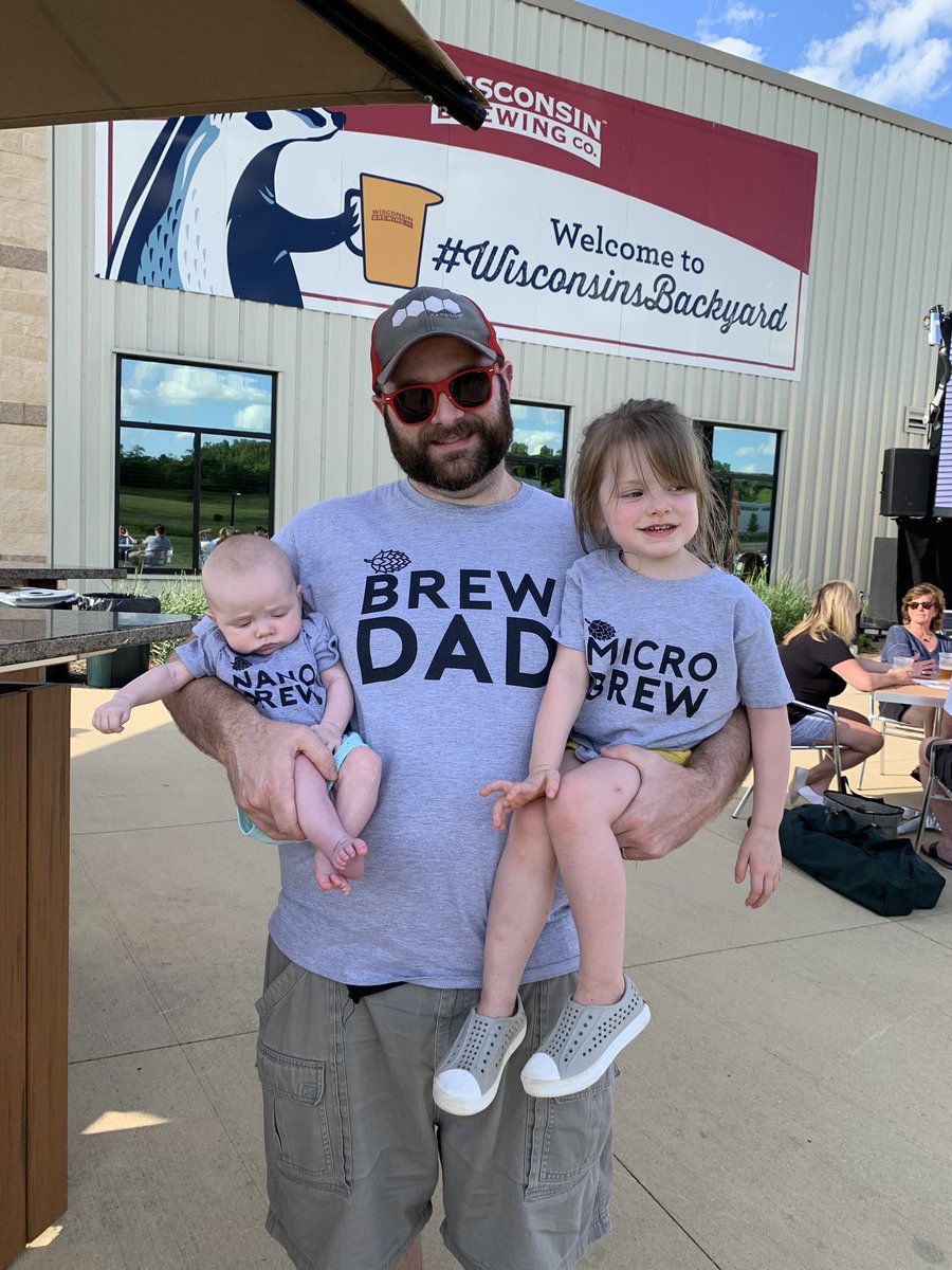 AJScholz24's tweet photo. Another lovely night at @WisBrewingCo
#BrewDad #GirlDad #BeerBrilliance https://t.co/gg5qU90o2u