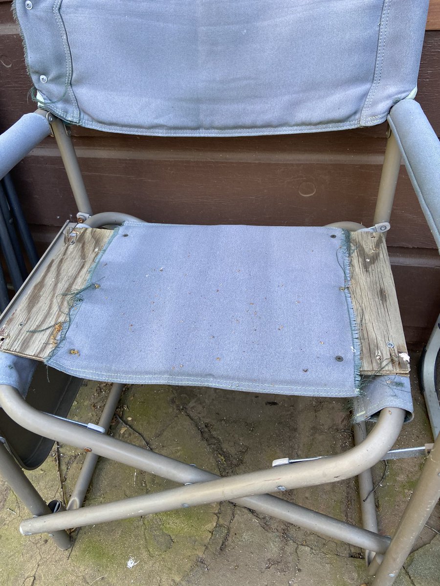 kellymdean's tweet photo. We told the owner that the cabin wasn’t up to our expectations and we didn’t feel comfortable staying there and she got defensive. 
We contacted AirBnb support and they told us they agree with the host and we wouldn’t get a refund or credit. #airbnb #airbnbsupport https://t.co/PyVsrR2JmZ