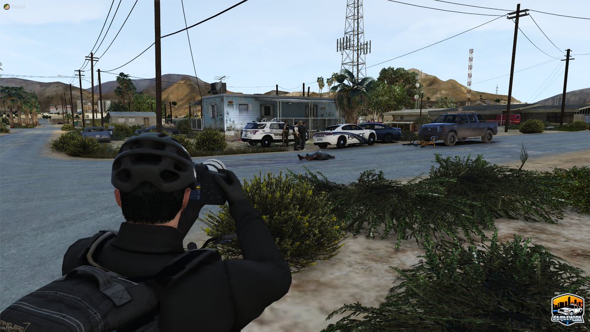 statewiderp_'s tweet photo. A civilian photographer capturing a scene in Sandy Shores
--

Join our discord! https://t.co/bqKJ9vcJAw
#SWRP #FiveM #CivOps https://t.co/tnYhHoCEbf