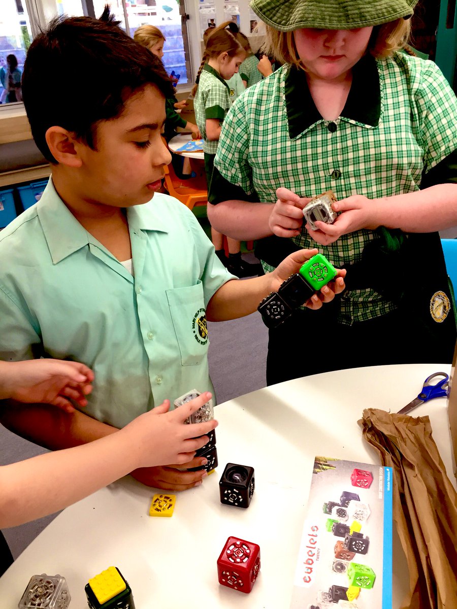 MHOCSTEM's tweet image. New Robotics in Makerspace! #collaborativefun