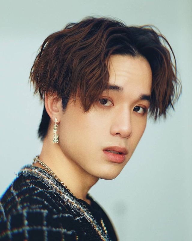 ✌🏻
                   #NuevaFotoDePerfil