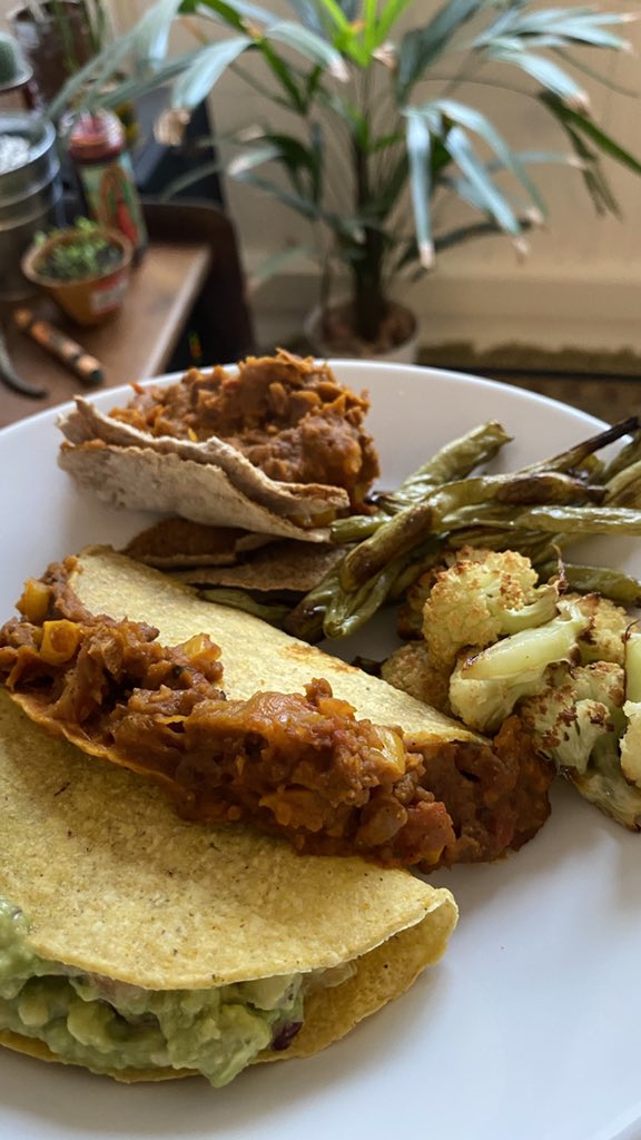 anitondin's tweet photo. Um rango vegano pra cada desculpa que já dei ou já ouvi a thread https://t.co/cIq1jU2Wn3