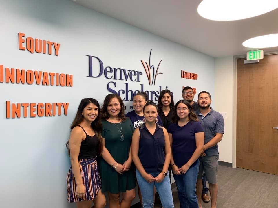 If you're a <a href="/DenvScholarFdtn/">Denver Scholarship Foundation</a> graduate looking to volunteer, expand your network and give back to the Denver community, apply to join the DSF Alumni Advisory Committee. Have more questions? I have the answers. denverscholarship.org/get-involved/a… #volunteer #postsecondary #community #highered