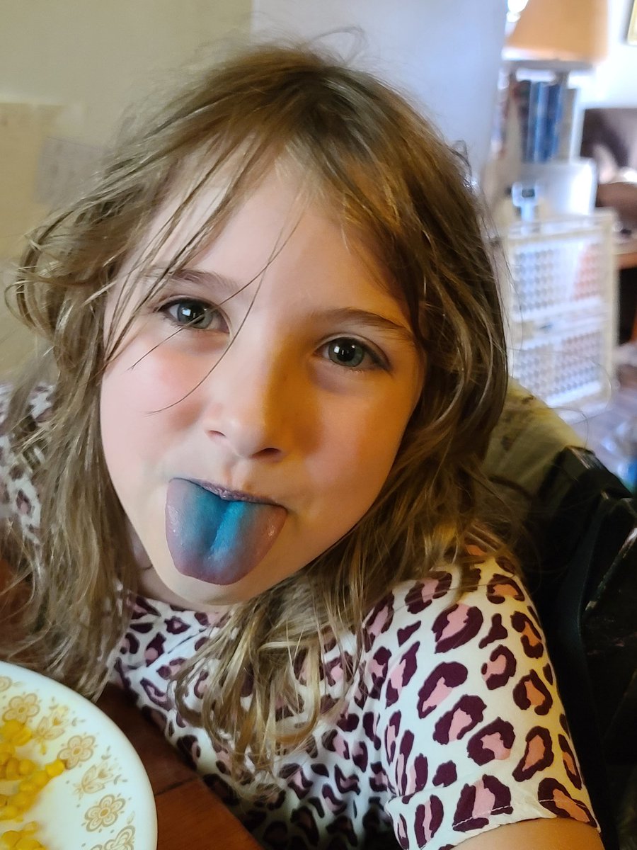 DarkDrgn's tweet photo. When your daughter decides to do her best @YaOnlyLivvOnce  throwback impression with her dessert at dinner.   But can't decide if she wants to be Good or Evil 👼😈 https://t.co/lhX6LcrrQE