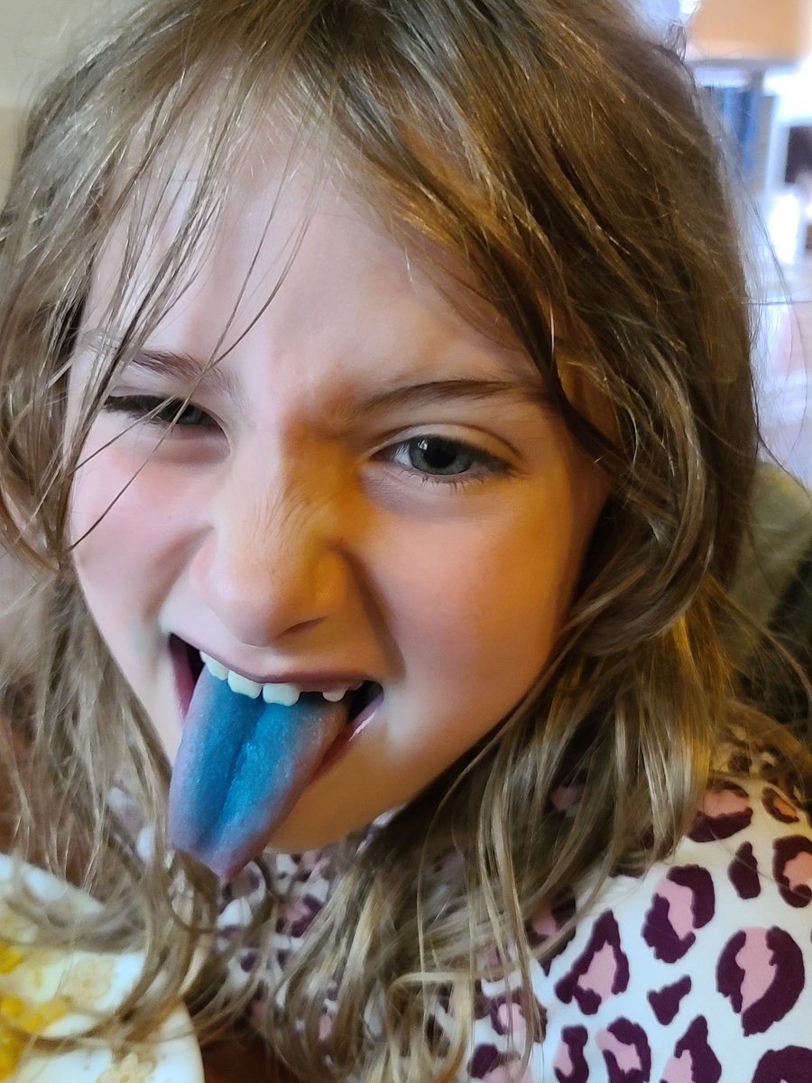 DarkDrgn's tweet photo. When your daughter decides to do her best @YaOnlyLivvOnce  throwback impression with her dessert at dinner.   But can't decide if she wants to be Good or Evil 👼😈 https://t.co/lhX6LcrrQE