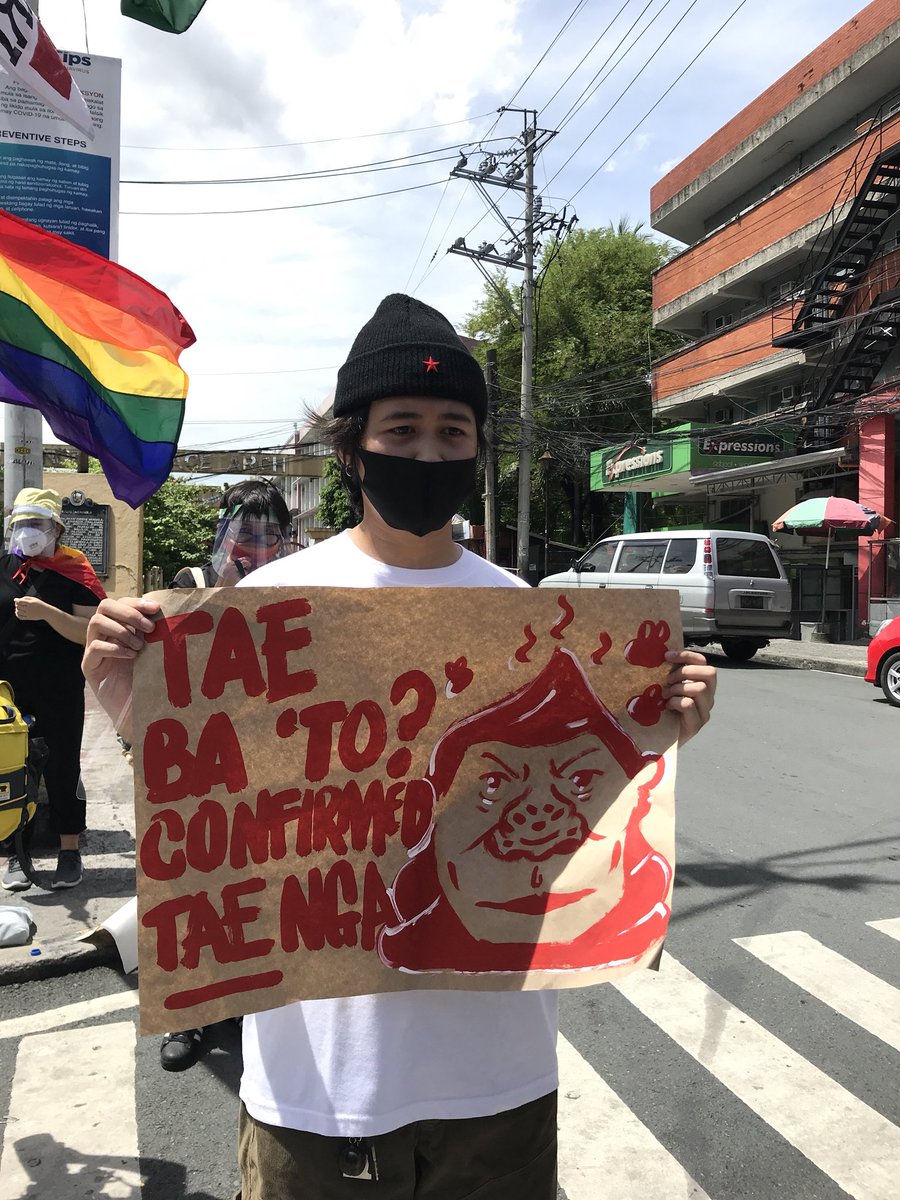 Various groups of the LGBTQIA+ community held a peaceful pride protest, calling for the jeepney’s balik-pasada and junking of the Terror Bill. Moments later after peacefully negotiating, we were violently by dispersed the police!