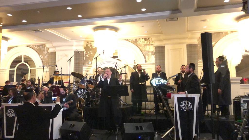Shauly Waldner (@shaulywaldner) on Twitter photo Click on the link below and check it out! From rehearsal to reality! More videos soon! An epic evening with <a href="/ShwekeyOfficial/">Yaakov Shwekey</a> <a href="/Mezamrimchoir/">Mezamrim Choir</a> <a href="/TheFreilachBand/">Freilach Band</a> and the entire amazing crew!! instagram.com/p/CB4Ld7UlD5S/⦠Click on the link below and check it out! From rehearsal to reality! More videos soon! An epic evening with <a href="/ShwekeyOfficial/">Yaakov Shwekey</a> <a href="/Mezamrimchoir/">Mezamrim Choir</a> <a href="/TheFreilachBand/">Freilach Band</a> and the entire amazing crew!! instagram.com/p/CB4Ld7UlD5S/ā¦