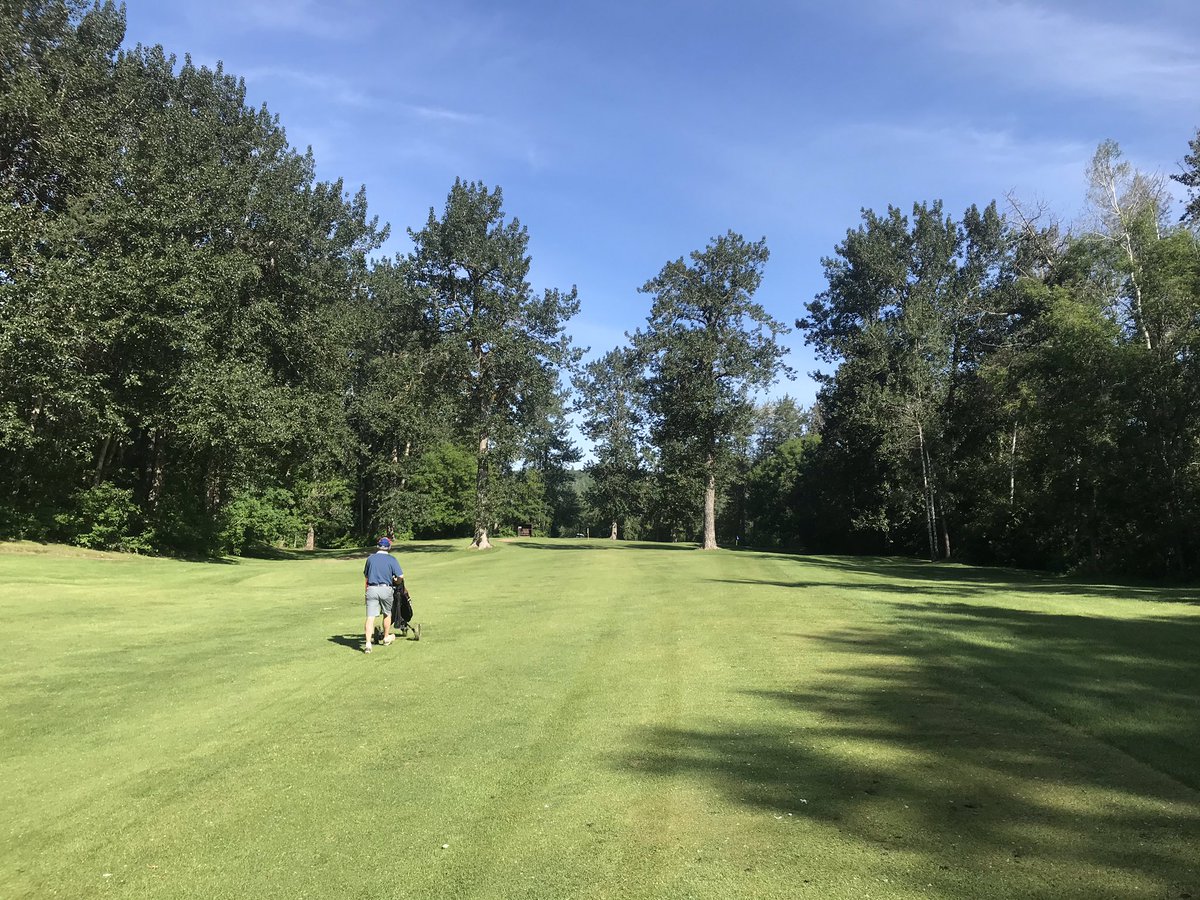 Wild Rose Golf tweet media