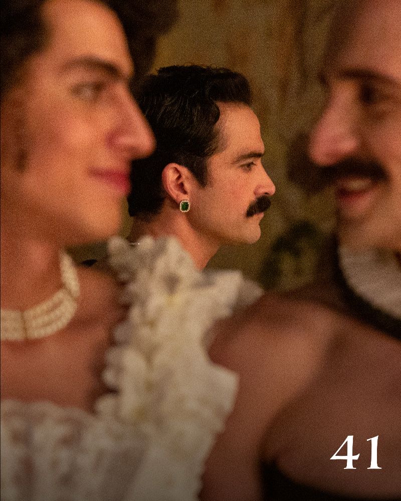 _elestudio_'s tweet photo. El Estudio lanza "El baile de los 41", cinta sobre la sociedad clandestina que en 1901 desafió a la sociedad mexicana. Un suceso real sobre la intolerancia y el machismo. #Elbailedelos41 #ElEstudio #Netflix #México #LGTBIQ #DavidPablo https://t.co/Ppq5NzAc2H