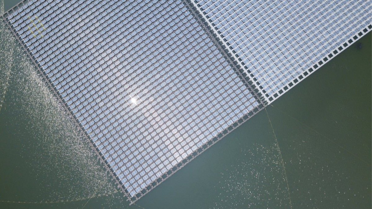 Floating Solar Panels Are Helping Mining Co Save Water buff.ly/2YzcOTw
Great way to think about solar power + evaporation simultaneously.  If it works here, it seems like it's got applications for other arid environments (e.g., irrigation projects off the Colorado River)